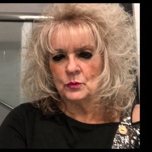 Meet your Posher, Paula